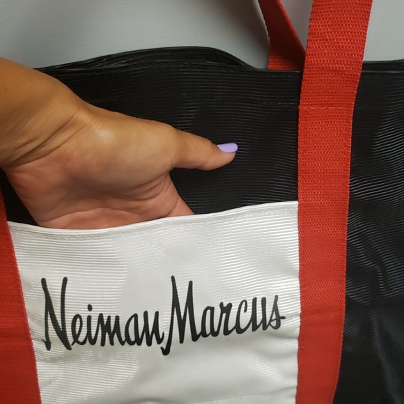 Neiman Marcus tote - Picture 2 of 9